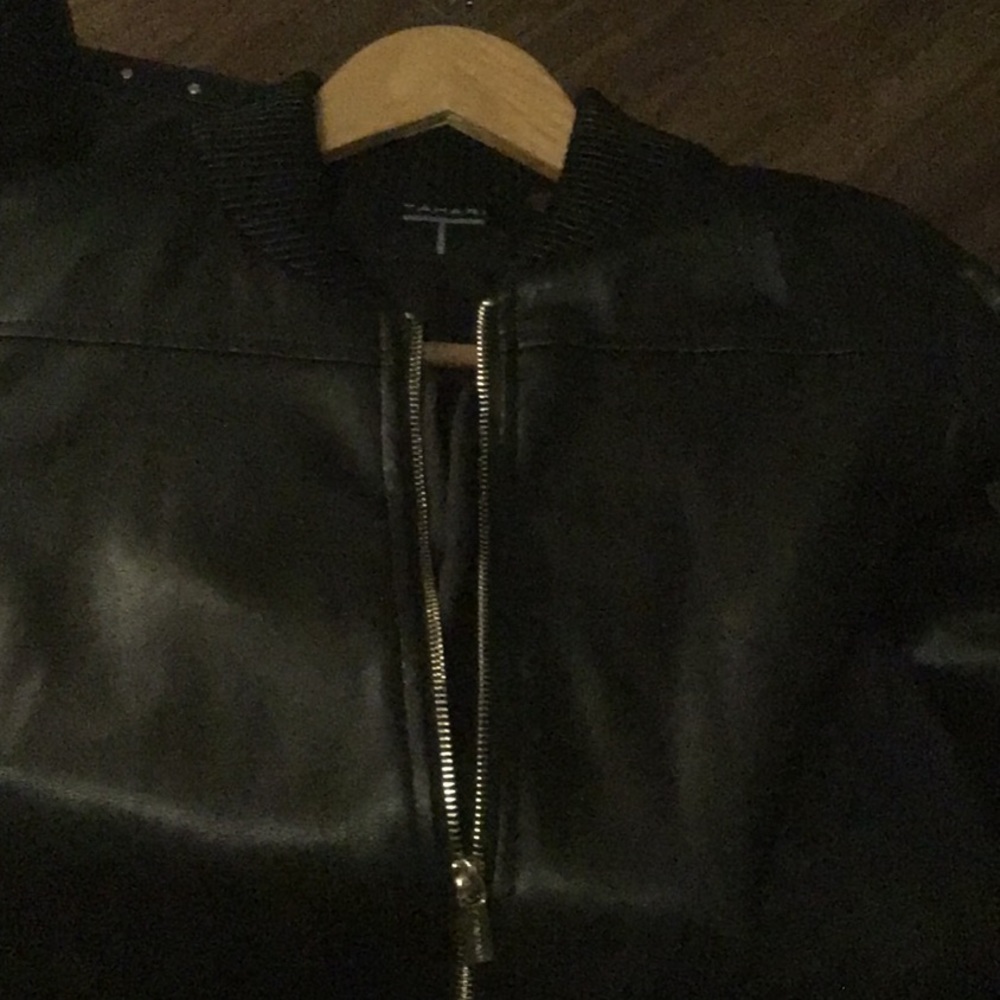 Women’s short jacket size medium